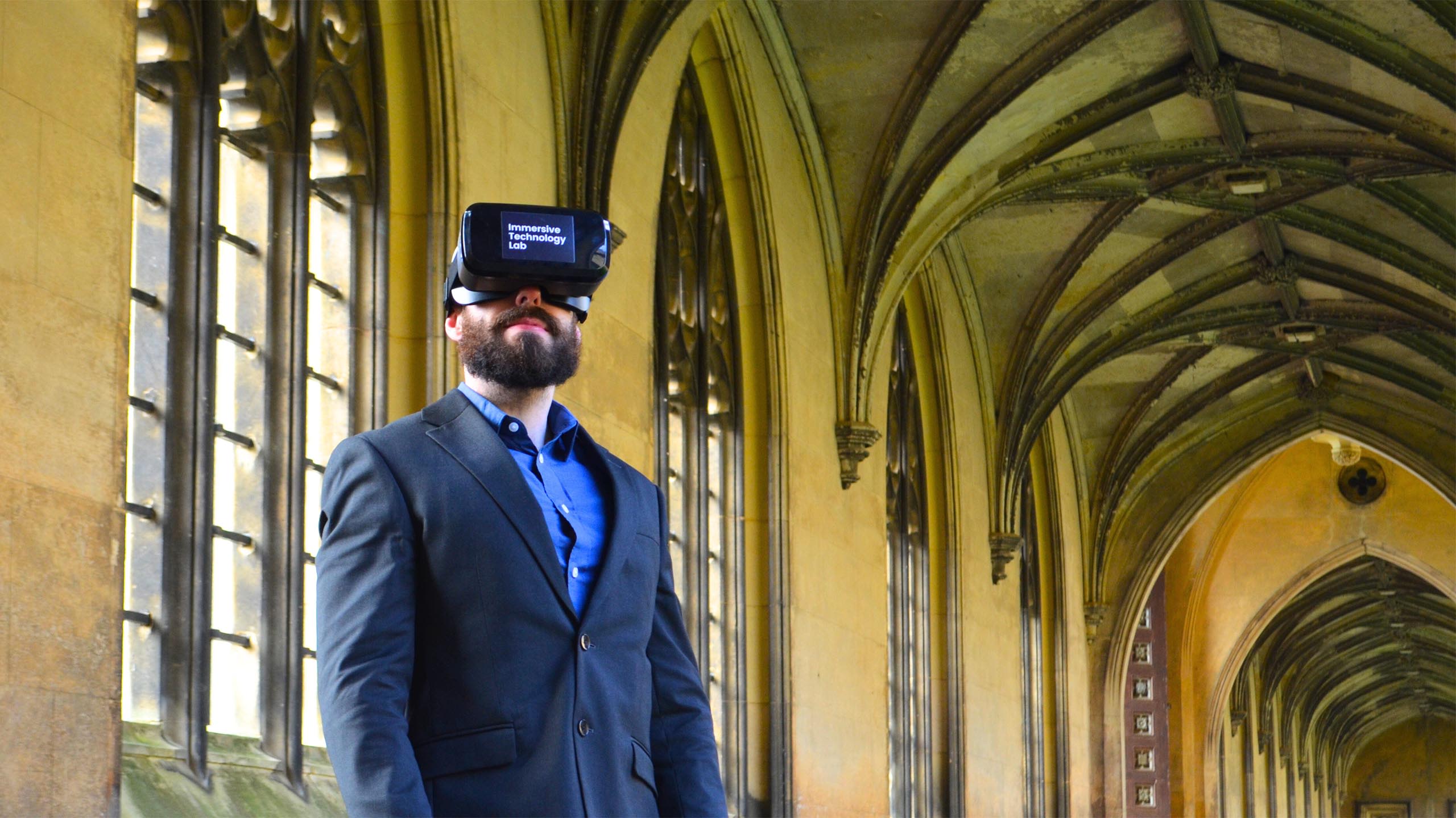 Cambridge Scientist Launches Free VR Platform That Eliminates the Fear of Public Speaking