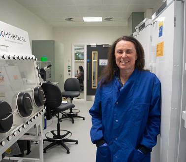 Clare Bryant in her lab, 2025.