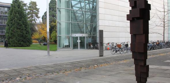 Celebrated Sculptor Sir Antony Gormley Unveils Sculpture At University ...